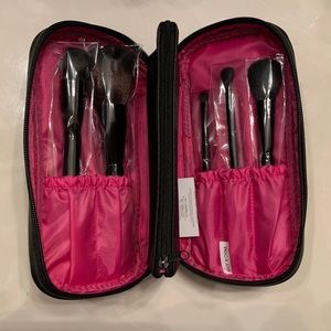 Young Living Essential Brush Set